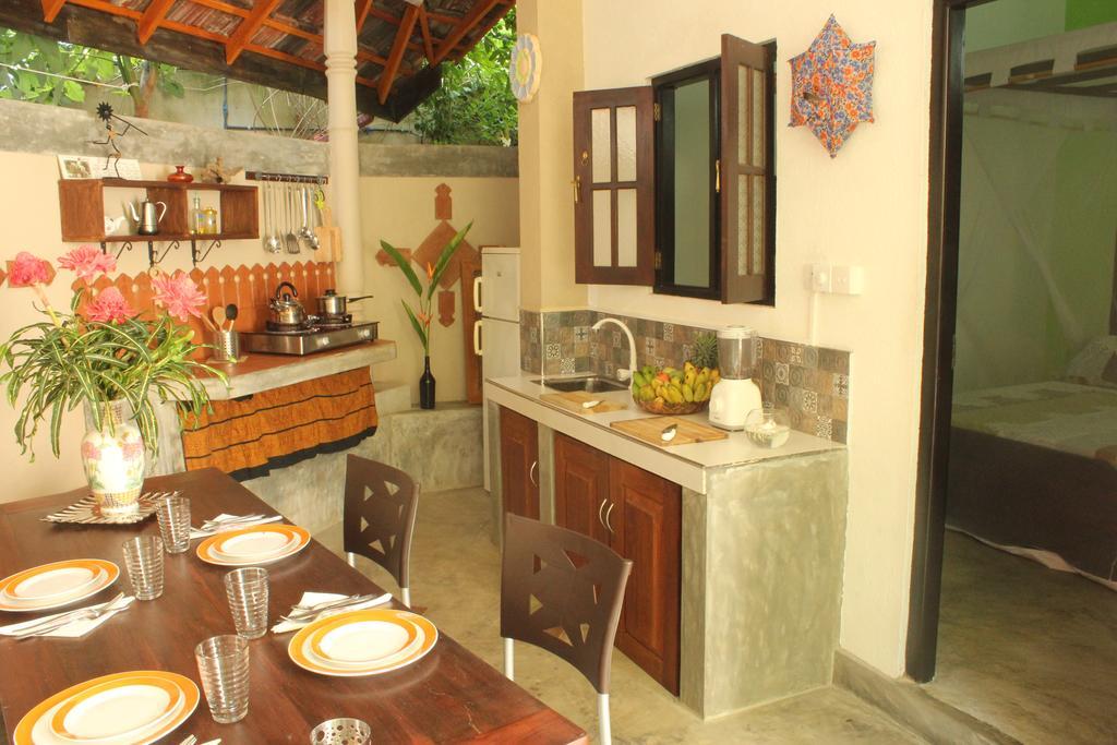 Dionis Villa Unawatuna Buitenkant foto