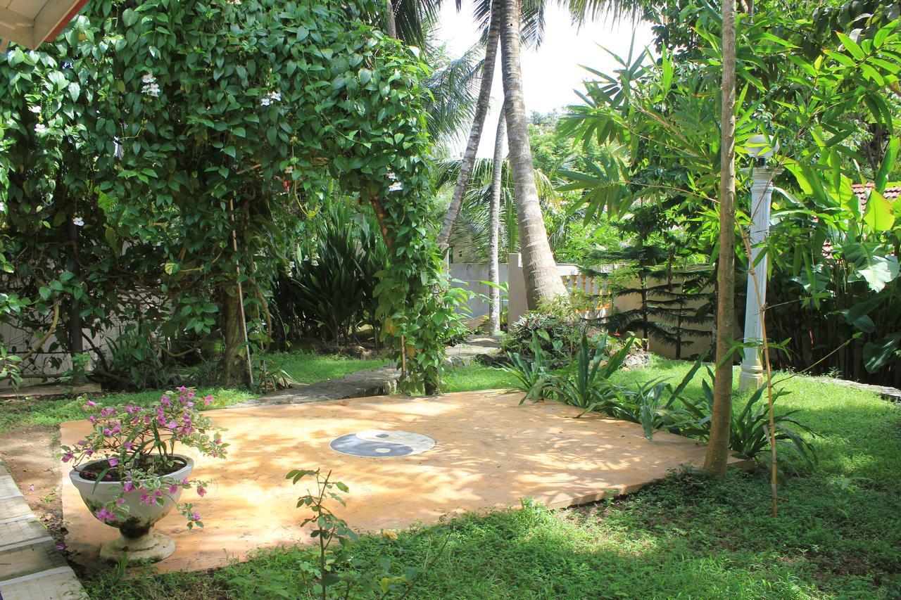 Dionis Villa Unawatuna Buitenkant foto