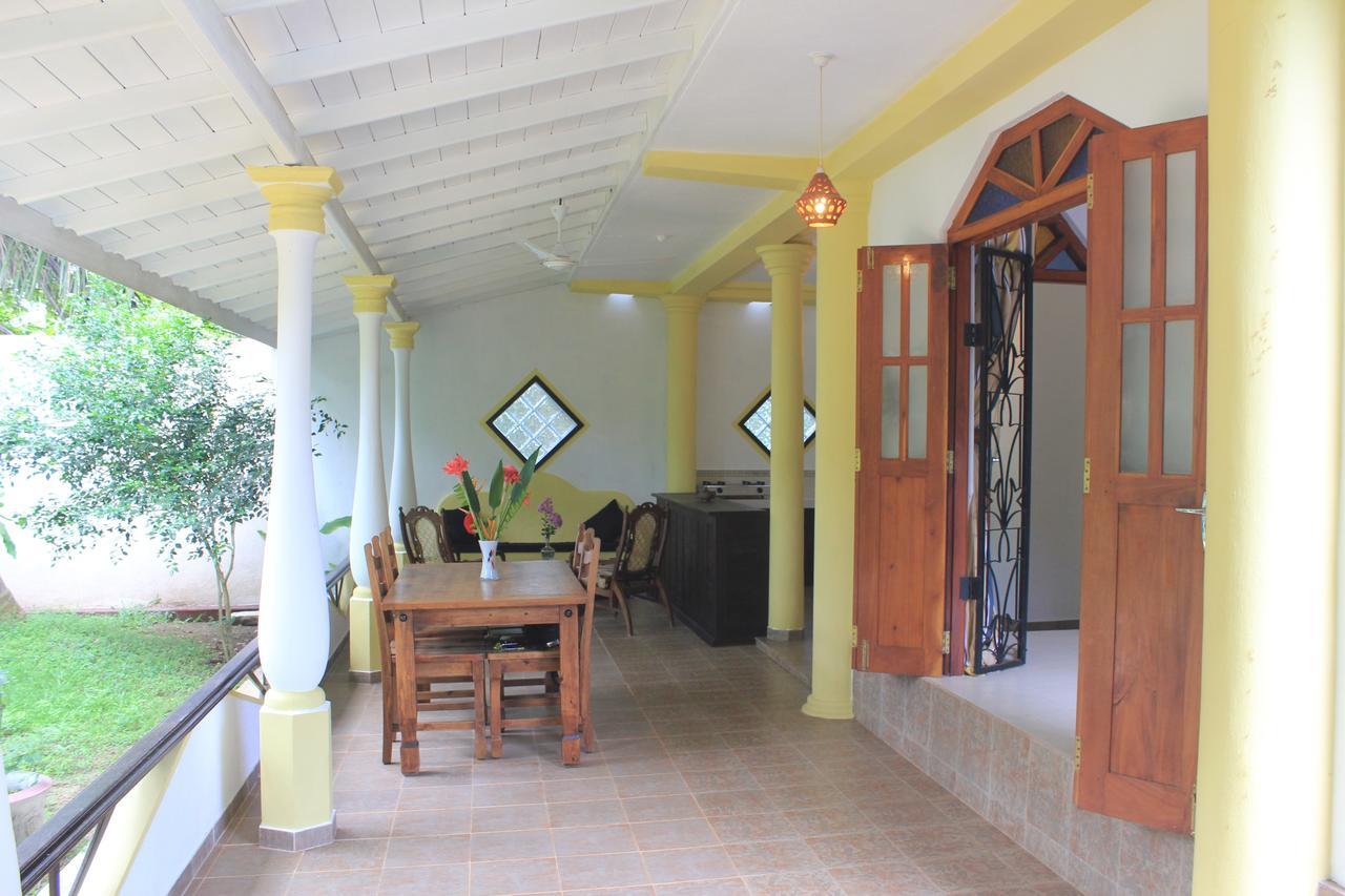 Dionis Villa Unawatuna Buitenkant foto
