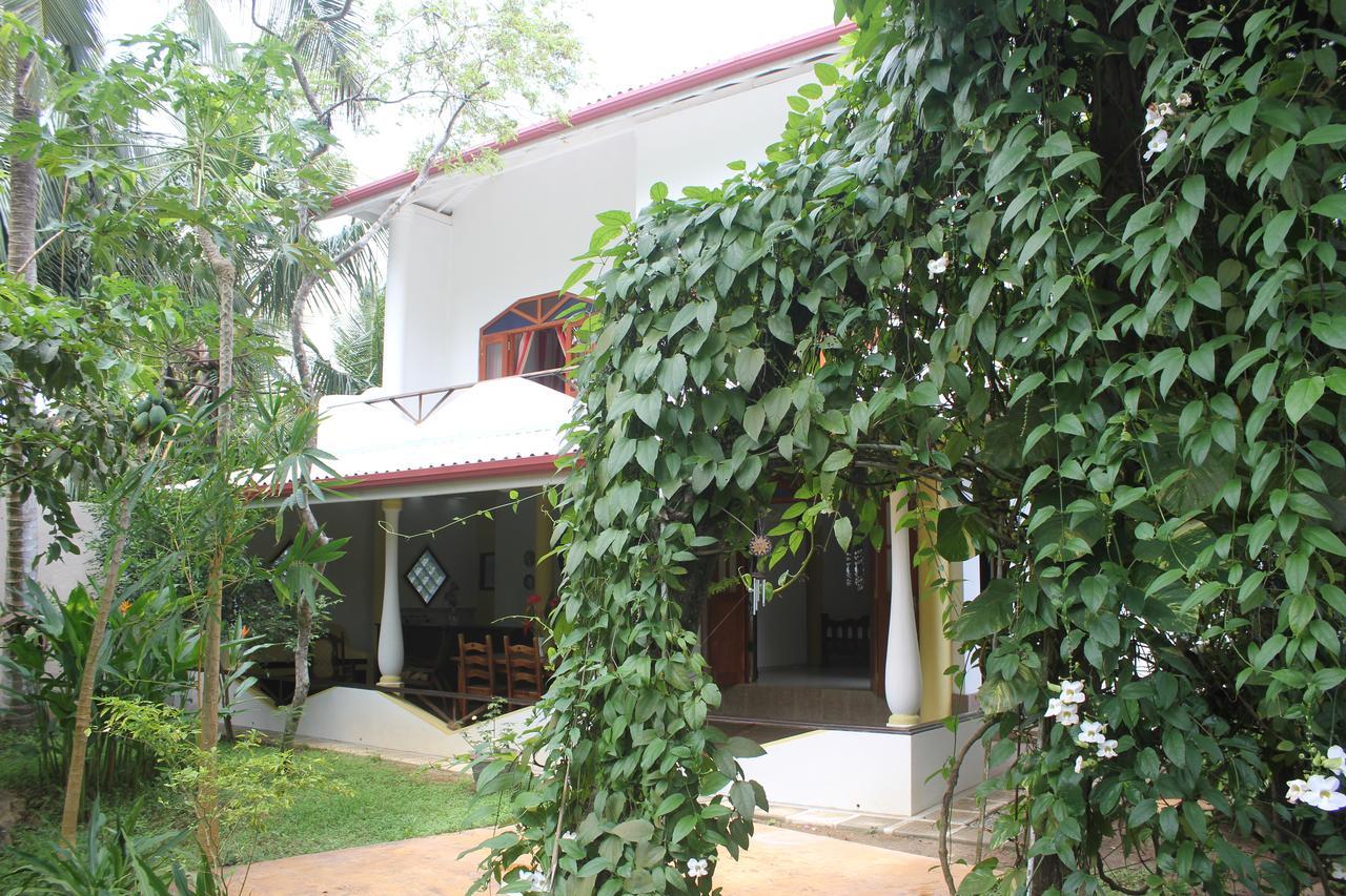 Dionis Villa Unawatuna Kamer foto
